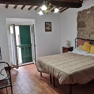 la-casa-di-iris.it-tuscanyhotel.com/